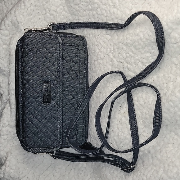 Vera Bradley Iconic RFID All In One Denim Cell Phone denim Crossbody Vera Bradle - Picture 3 of 17